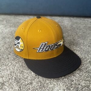 Hat Club New Era Houston Astros Fitted Hat Size 7 1/8 35th Anniversary Gold NWOT